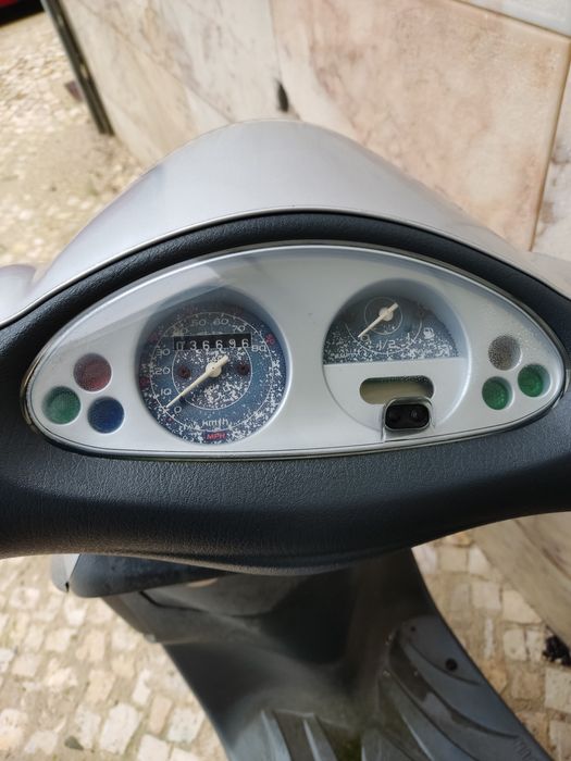 Moto Piaggio fly 50 - 2004