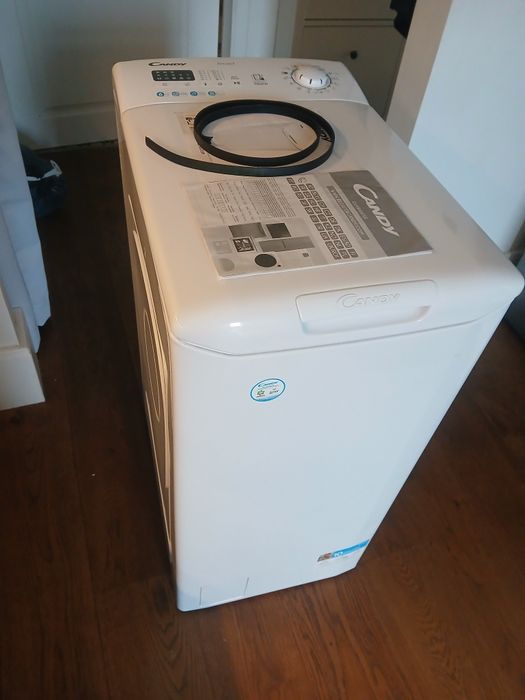 Máquina de lavar roupa estreita Candy Smart carga superior c/ garantia