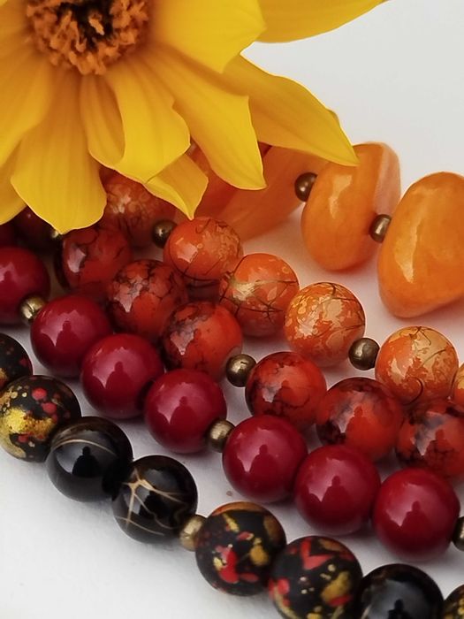 Українське багаторядне намисто  коралі до вишиванки красные бусы