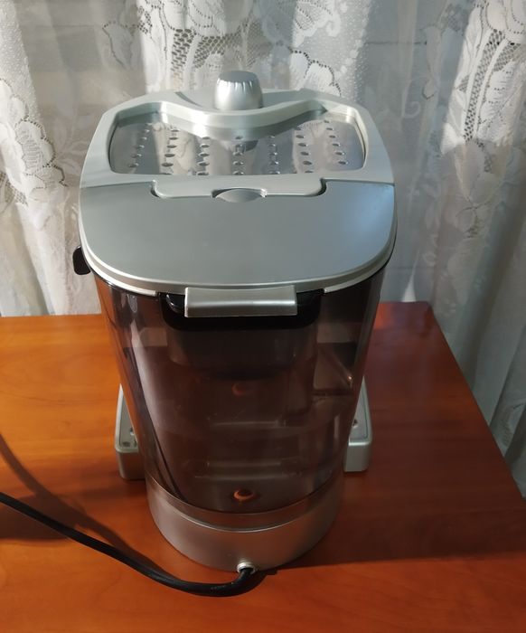 Кофеварка эспрессо рожковая
Delonghi EC330S