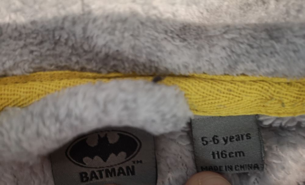 Strój Batmana - polarek ~116 cm