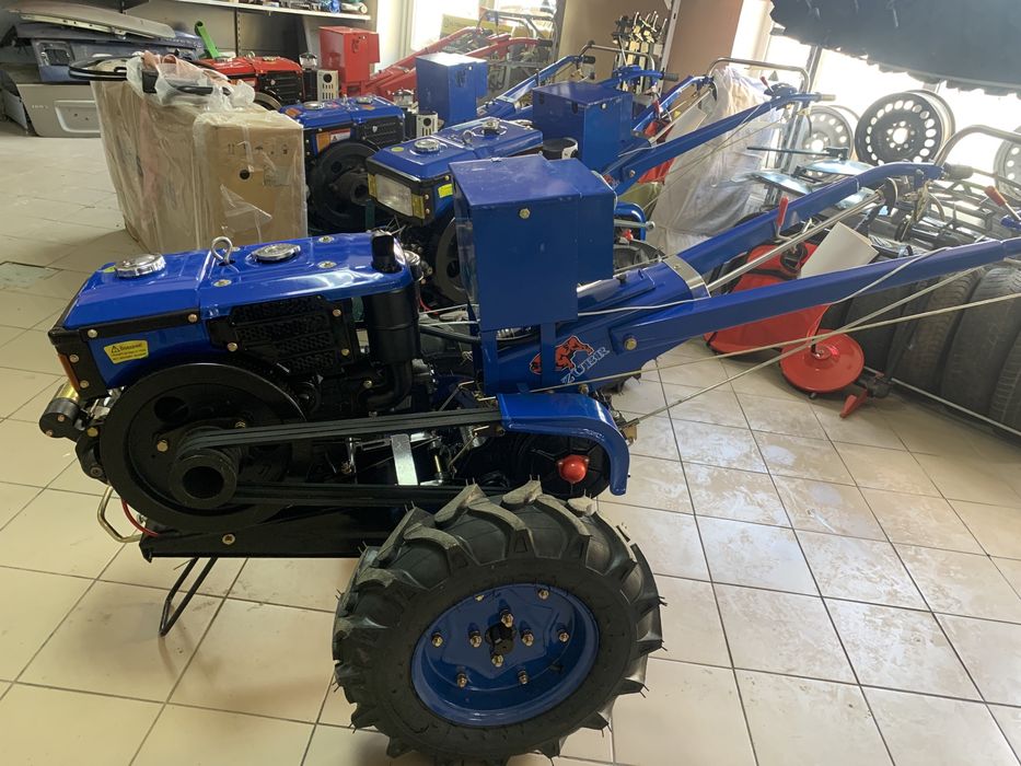 Продам мотоблок Зубр 12 к.с, Доставка.