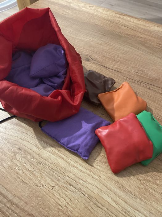 Woreczki sensoryczne.