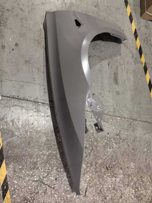 Капот Tesla Model 3 Highland 23+ Оригінал Наявність 1714047-EC-D