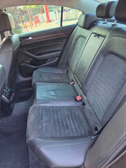 Volkswagen Passat 2018 VIN WVWZZZ3CZJE192610 фото оголошення 14 з 24
