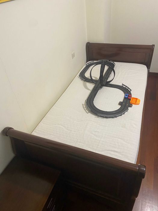 Cama solteiro + OFERTA colchão