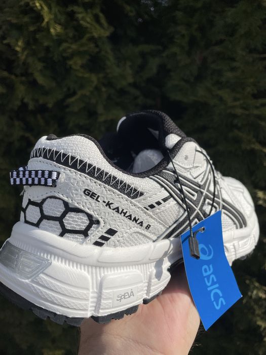 Asics Gel-Kahana 8