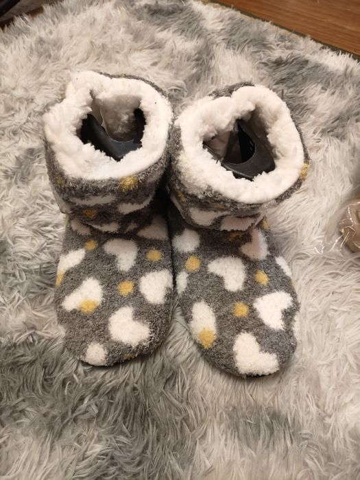 Валянки зимові тепленькі