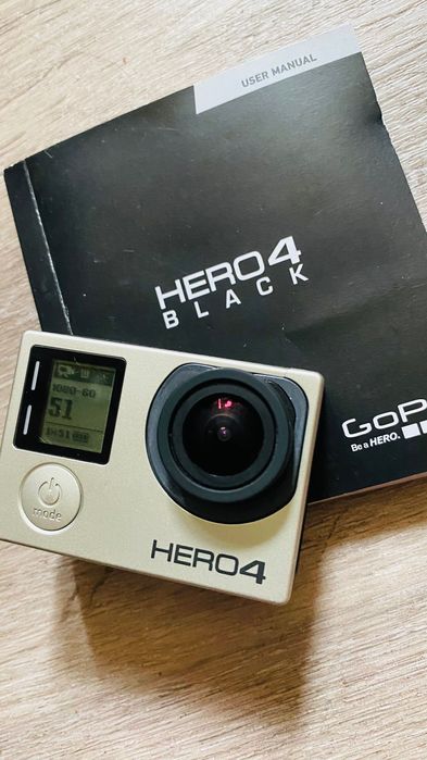 Go Pro Hero 4 com acessórios