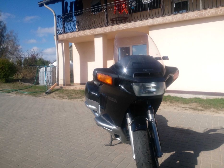 Honda PC 800 z ostatniego roku produkcji