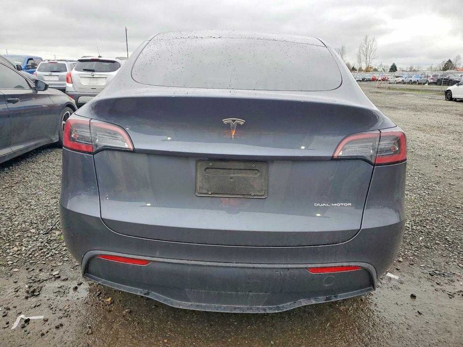 Бампер Tesla Model Y Розборка Тесла модел У Запчастини до Тесла Модел У