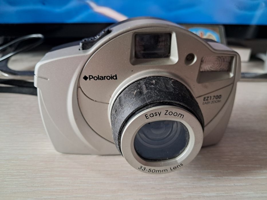 Фотокамера — Polaroid EZ1700 Easy Zoom.