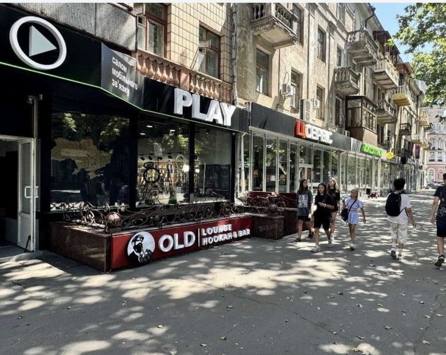 Соборна 138 кв.м. окремий вхід ТОП місце прохідняк