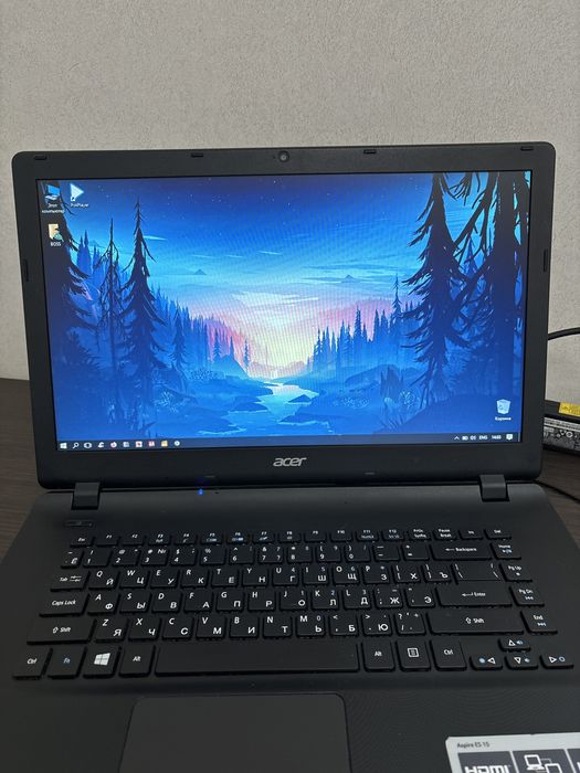 Ноутбук чорний ACER