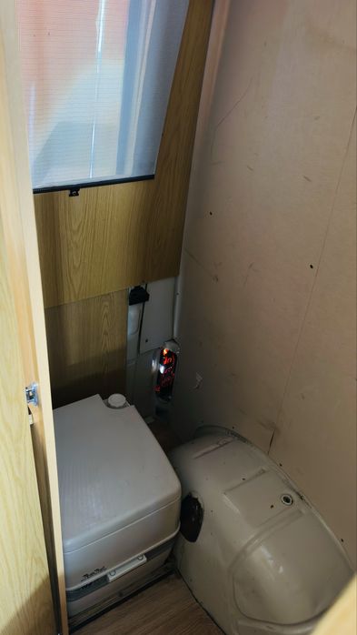 Vende-se Autocaravana Renault Trafic (TBX 300)