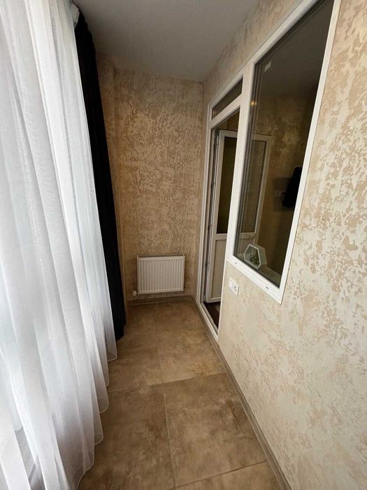 Квартира з новим ремонтом в сучасному ЖК на Таїрова. Готова до життя.