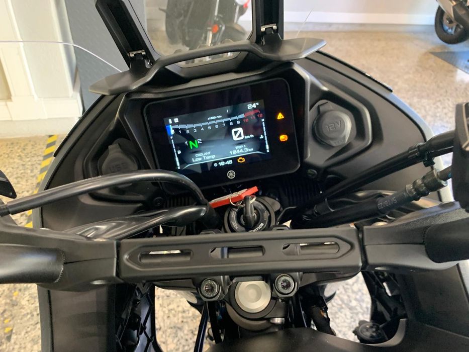 Yamaha Tracer 7 Em estado novo, Top Case Yamaha, 1104 Kms