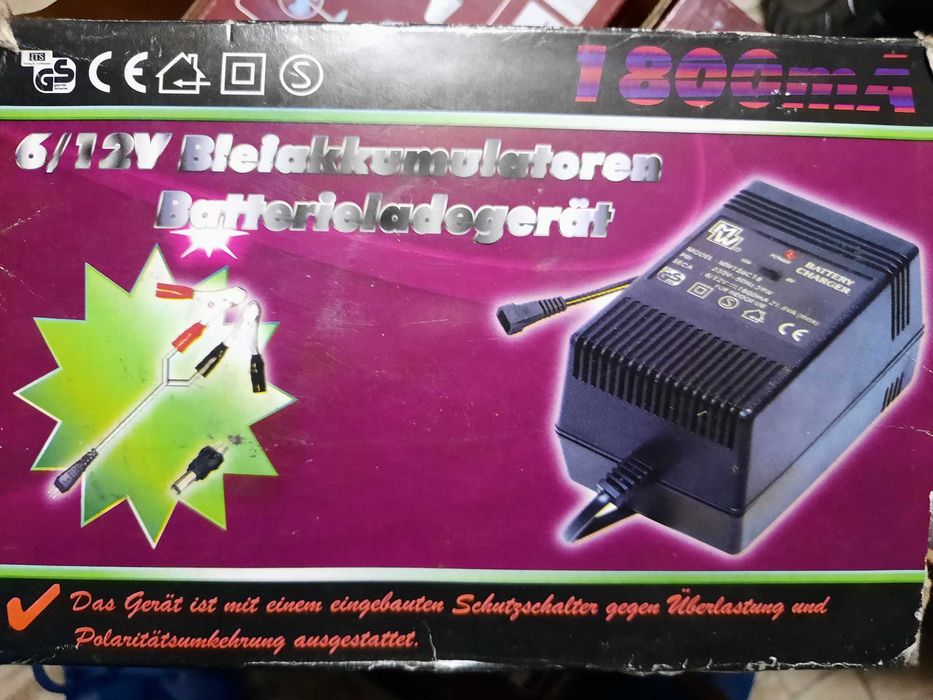 Carregador de bateria de Chumbo 6V ou 12V 1800mACarregador de bateria de Chumbo 6V ou 12V 1800mA sem uso