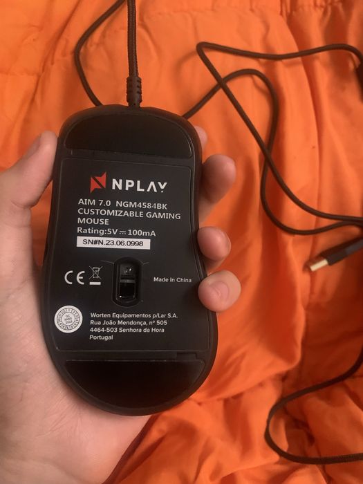 mouse e teclado com fios