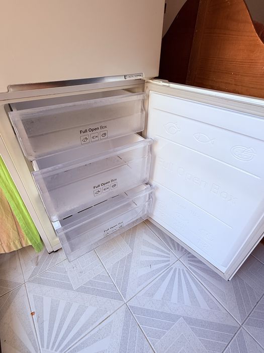 Geladeira Samsung No Frost 328L – Excelente Estado