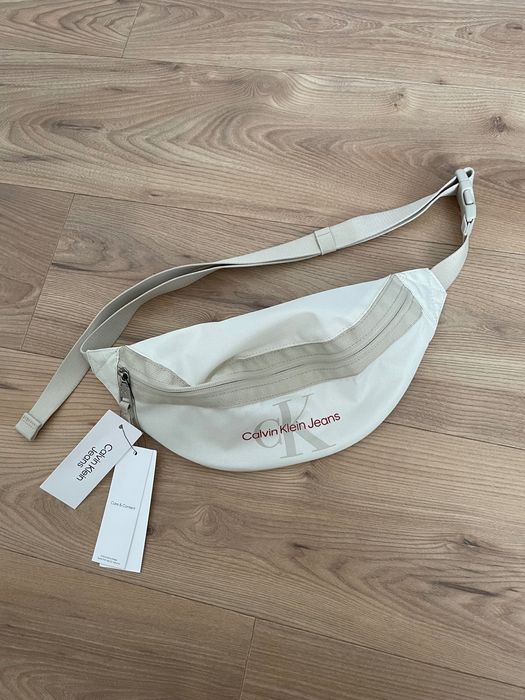 Сумка на пояс / бананка Calvin Klein Jeans (нова, з бірками)