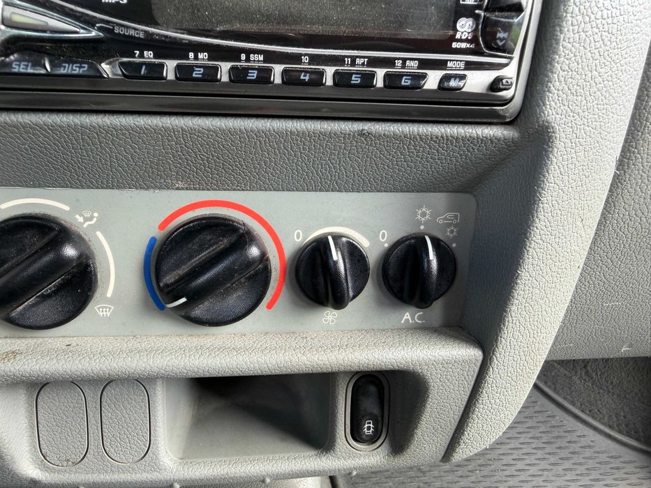 Renault Kangoo lift, 1.5 diesel, klimatyzacja, 5 osobowy