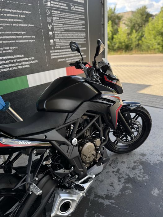 Voge 300R