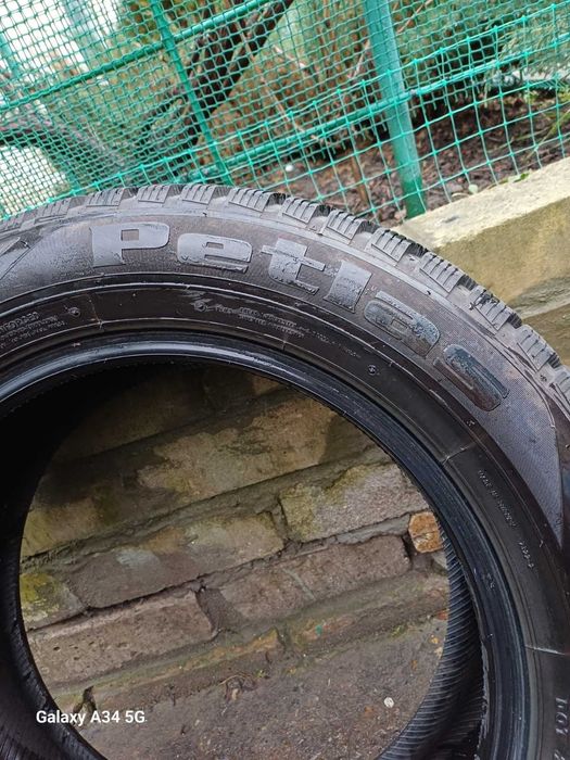 Зимняя резина в отличном состоянии