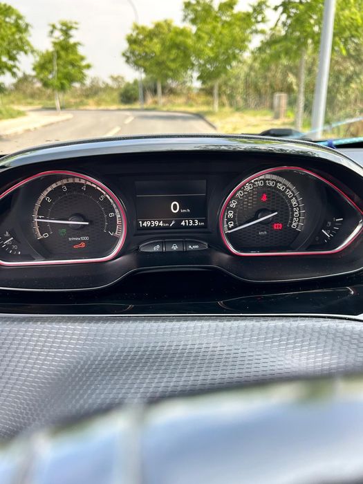 Peugeot 2008 — fotografia 9