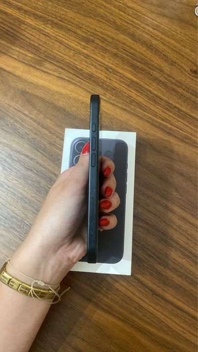 Iphone 16 128 GB bom estado