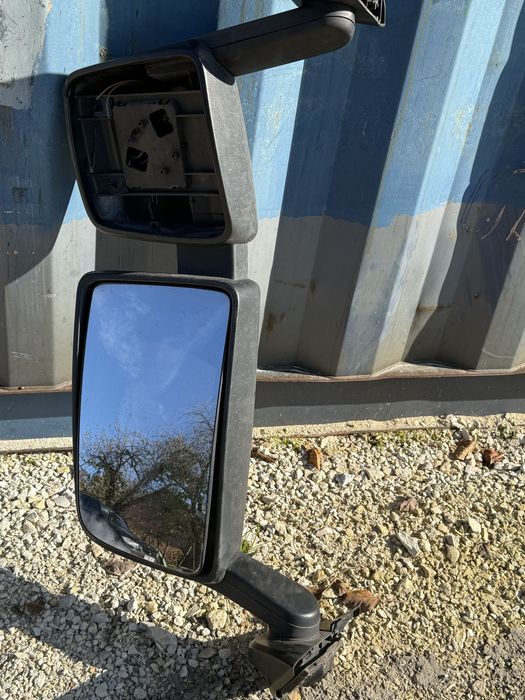 Lewe lusterko od scanii R450.2019