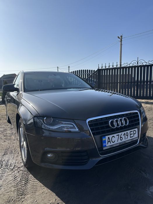 Продам а4б8 2011 рік Швейцарія