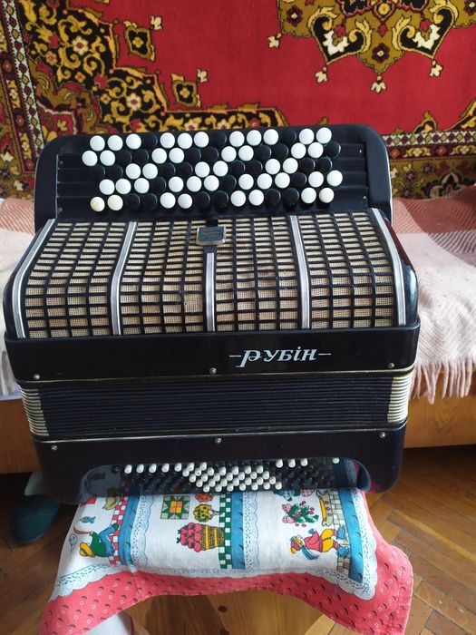 Продам баян Тула 205.