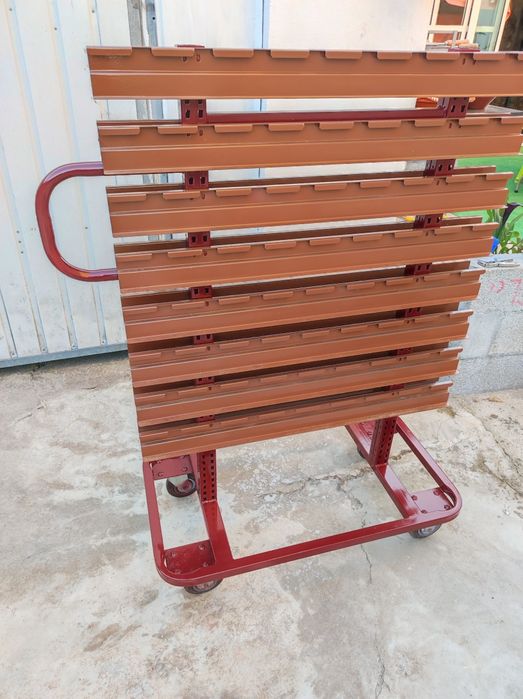 Carrinho de apoio a oficina