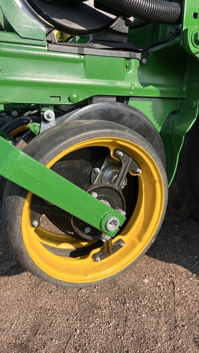 John Deere 1882 CCS 2126