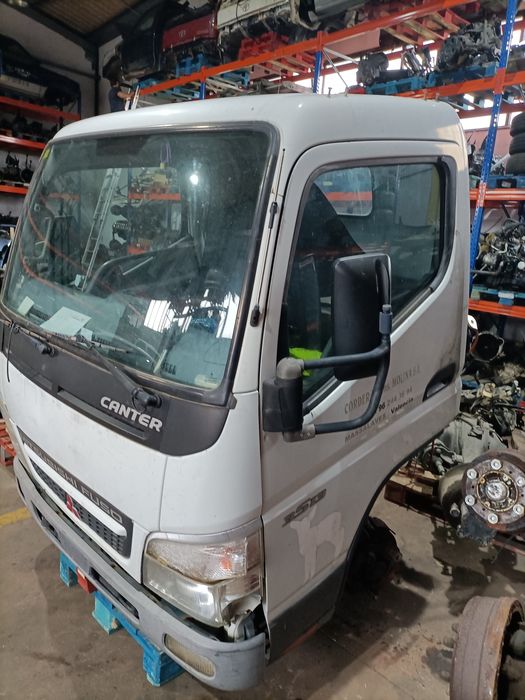 Cabine Mitsubishi fuso 3s15