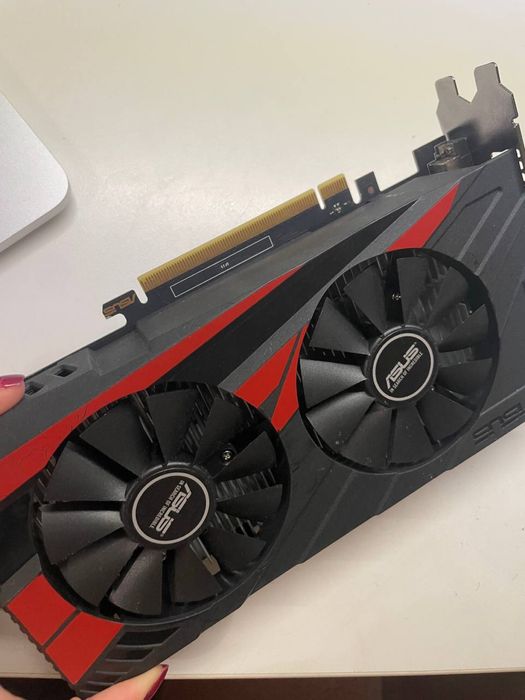 ASUS GTX 1050 ti 4gb