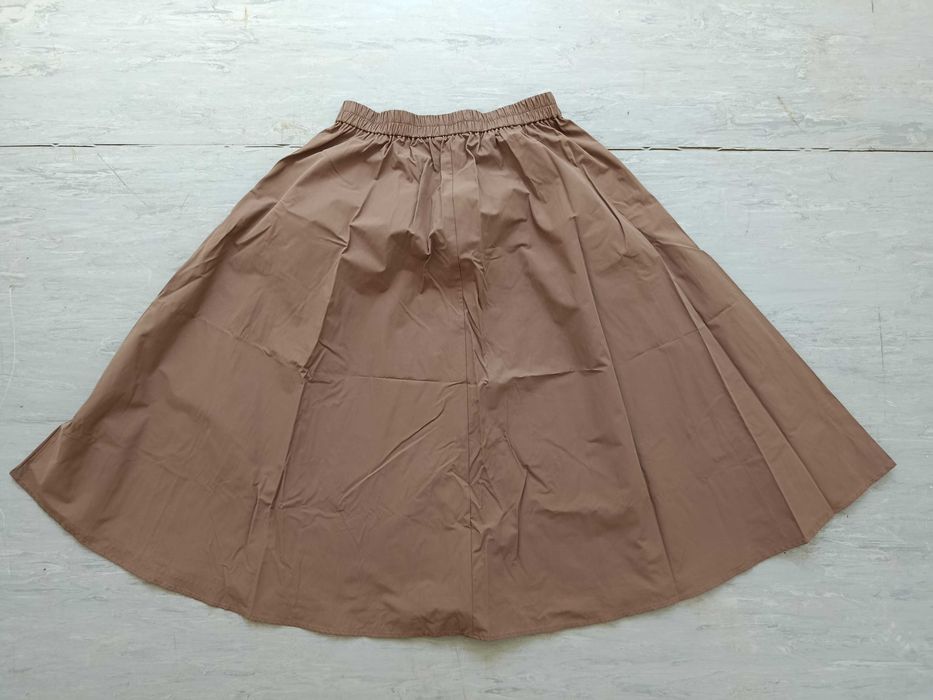 Saia Rodada castanha