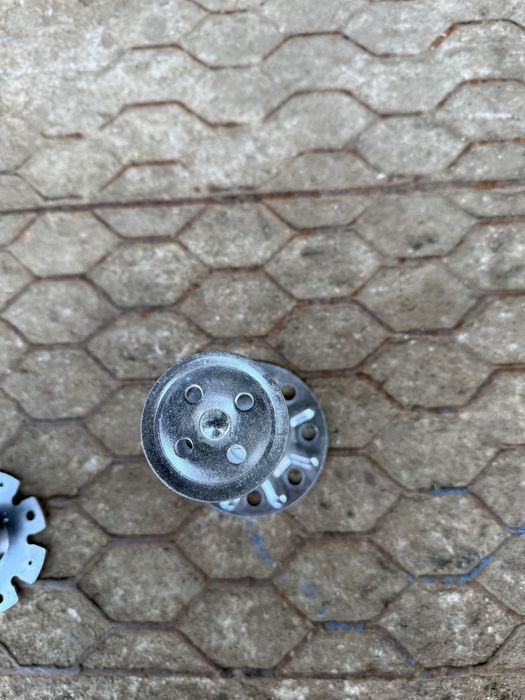 Wspornik do podlog technicznych