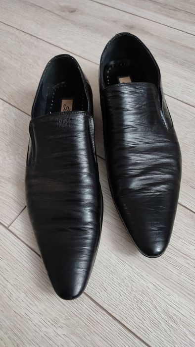 Чоловічі шкіряні туфлі