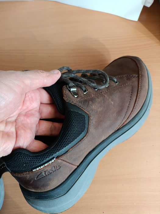 Демисезонные ботинки CLARKS р.41