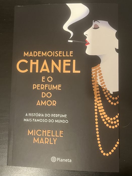 Mademoiselle Chanel e o Perfume do Amor