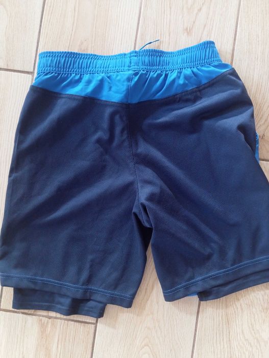 Spodenki krótkie szorty 134