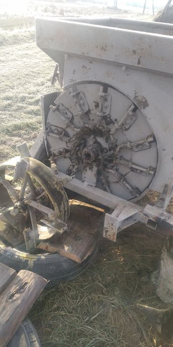 Продам картоплесажалку