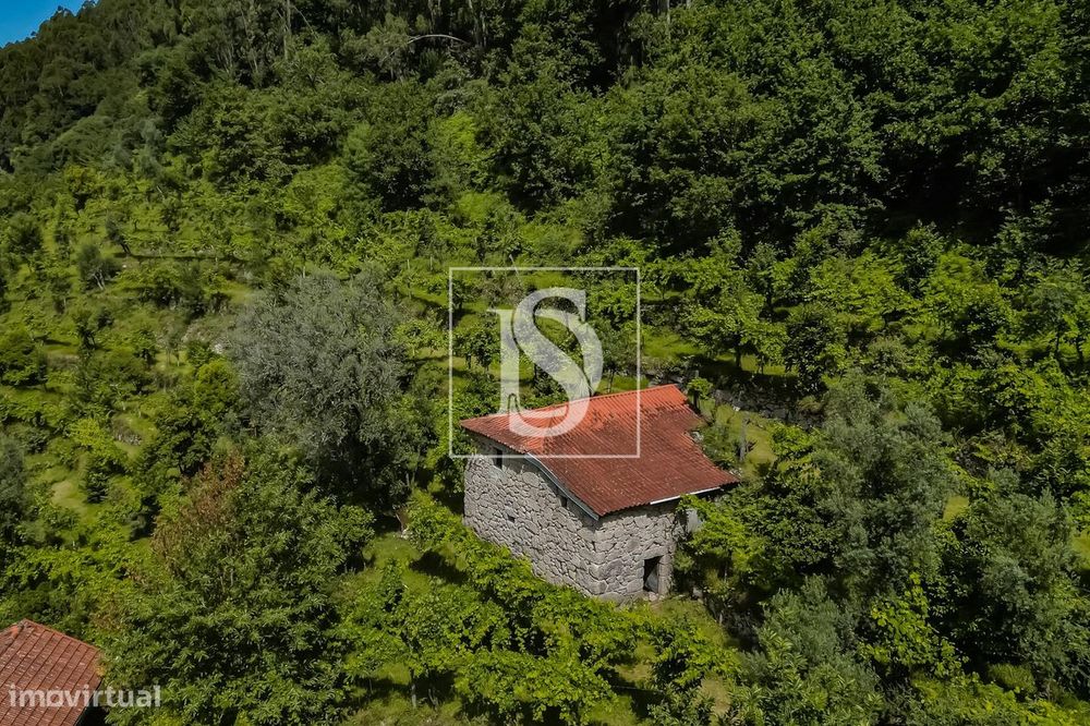 Moradia para Restaurar T2 Venda em Carvalheira,Terras de Bouro