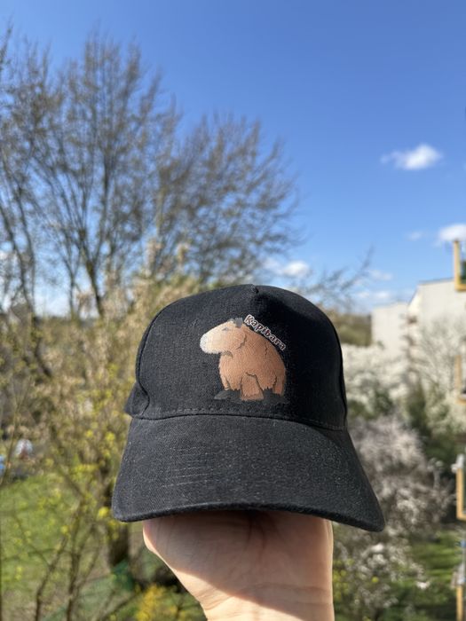 Czapka z daszkiem Kapibara nowa
