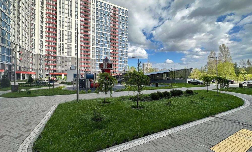 Продаж 2к квартири, вул. Гліба Бабіча 8б