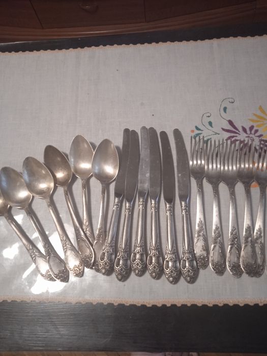 Продам мельхіоровий набор