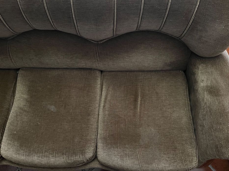 Sofá-cama + dois sofás  individuais