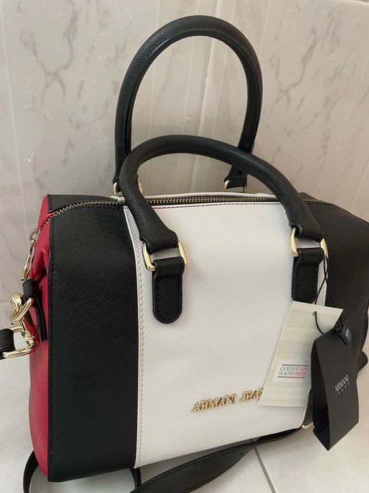 Carteira Giorgio Armani Nova com etiqueta